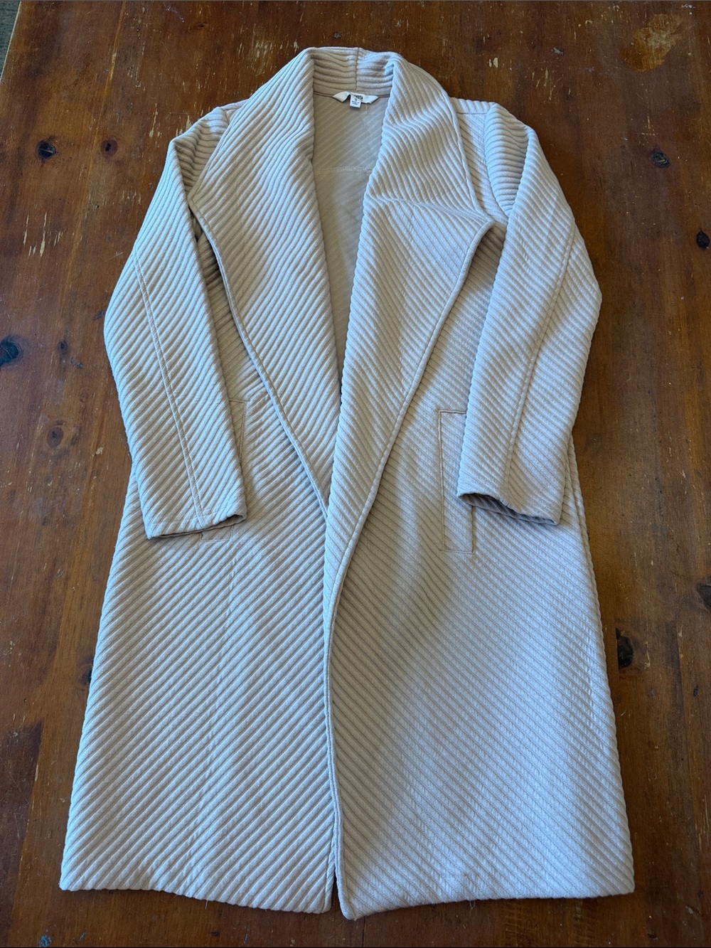Womens Long Open-Front Quilted Coatigan in pale pink